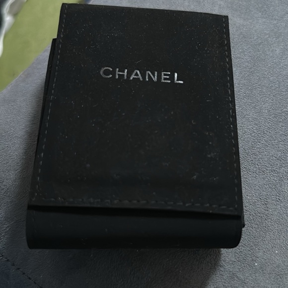 CHANEL Gold Key Holder/ Bag Charm with Quilted Design - Picture 6 of 6